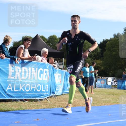 31.08.2025 - Elbe Triathlon Hamburg Strokosch-Dieckow http://msf.ph/oto/8650439 31.08.2025 10:20:16 Ziel 229 meine-sportfotos.de