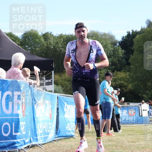 31.08.2025 - Elbe Triathlon Hamburg Strokosch-Dieckow http://msf.ph/oto/8650476 31.08.2025 10:21:49 Ziel 195, 312 meine-sportfotos.de
