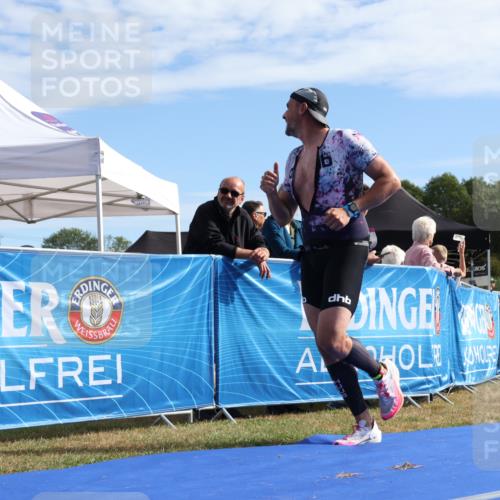 31.08.2025 - Elbe Triathlon Hamburg Strokosch-Dieckow http://msf.ph/oto/8650484 31.08.2025 10:21:50 Ziel 195, 312 meine-sportfotos.de