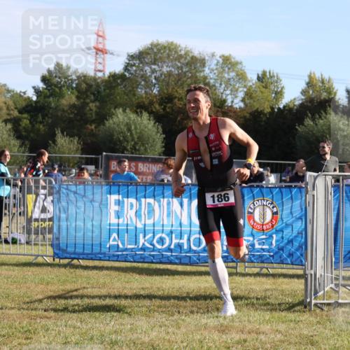 31.08.2025 - Elbe Triathlon Hamburg Strokosch-Dieckow http://msf.ph/oto/8650530 31.08.2025 09:26:58 Laufen 601, 186 meine-sportfotos.de