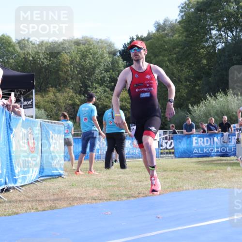 31.08.2025 - Elbe Triathlon Hamburg Strokosch-Dieckow http://msf.ph/oto/8650533 31.08.2025 10:22:24 Ziel 185 meine-sportfotos.de