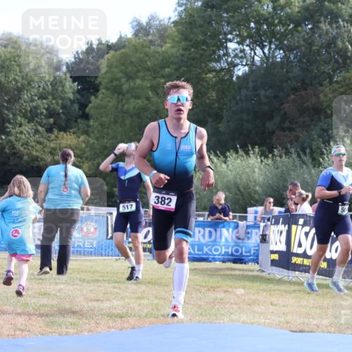 31.08.2025 - Elbe Triathlon Hamburg Strokosch-Dieckow http://msf.ph/oto/8650560 31.08.2025 10:25:05 Ziel 382 meine-sportfotos.de