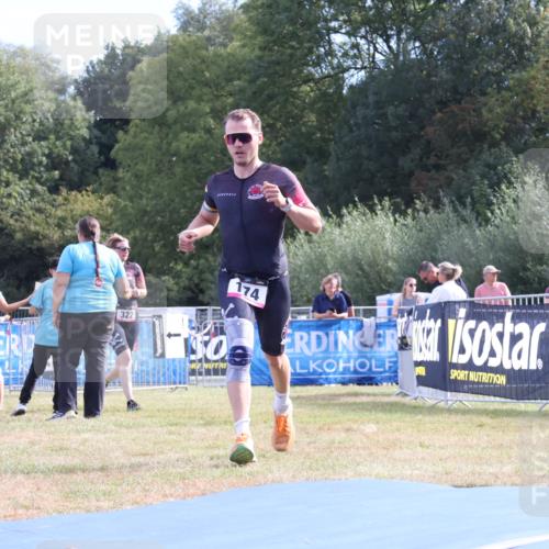 31.08.2025 - Elbe Triathlon Hamburg Strokosch-Dieckow http://msf.ph/oto/8650581 31.08.2025 10:25:21 Ziel 174 meine-sportfotos.de