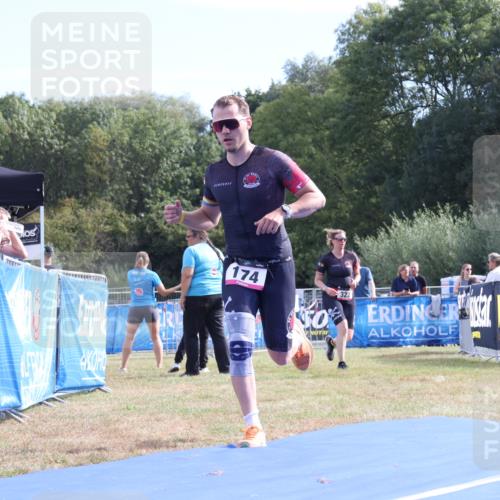 31.08.2025 - Elbe Triathlon Hamburg Strokosch-Dieckow http://msf.ph/oto/8650588 31.08.2025 10:25:22 Ziel 174 meine-sportfotos.de