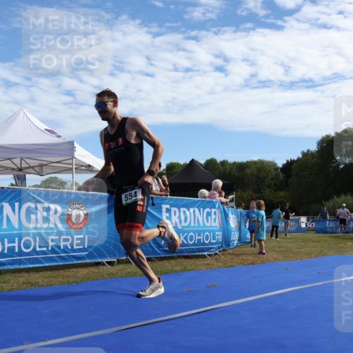 31.08.2025 - Elbe Triathlon Hamburg Strokosch-Dieckow http://msf.ph/oto/8650620 31.08.2025 10:25:48 Ziel 332, 554 meine-sportfotos.de