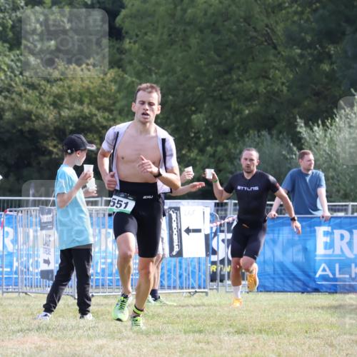 31.08.2025 - Elbe Triathlon Hamburg Strokosch-Dieckow http://msf.ph/oto/8650657 31.08.2025 10:26:04 Ziel 352, 355, 551 meine-sportfotos.de