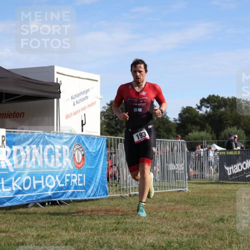31.08.2025 - Elbe Triathlon Hamburg Strokosch-Dieckow http://msf.ph/oto/8650671 31.08.2025 09:36:06 Laufen 88, 88, 36, 193, 3 meine-sportfotos.de