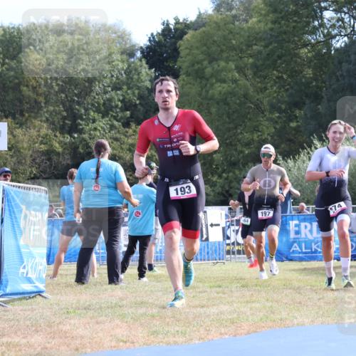 31.08.2025 - Elbe Triathlon Hamburg Strokosch-Dieckow http://msf.ph/oto/8650694 31.08.2025 10:26:19 Ziel 193, 197, 221, 274 meine-sportfotos.de