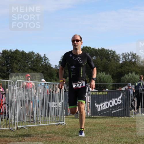 31.08.2025 - Elbe Triathlon Hamburg Strokosch-Dieckow http://msf.ph/oto/8650696 31.08.2025 09:37:33 Laufen 233 meine-sportfotos.de