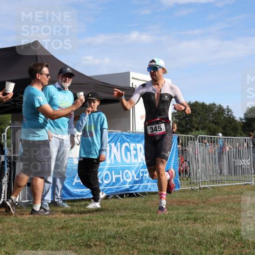 31.08.2025 - Elbe Triathlon Hamburg Strokosch-Dieckow http://msf.ph/oto/8650714 31.08.2025 09:38:11 Laufen 345 meine-sportfotos.de