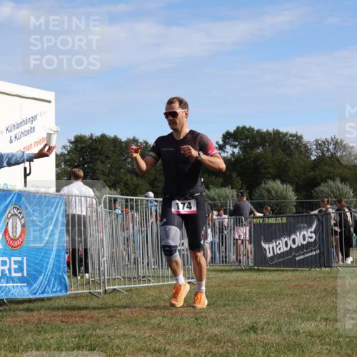 31.08.2025 - Elbe Triathlon Hamburg Strokosch-Dieckow http://msf.ph/oto/8650725 31.08.2025 09:39:03 Laufen 174 meine-sportfotos.de