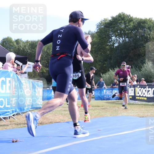 31.08.2025 - Elbe Triathlon Hamburg Strokosch-Dieckow http://msf.ph/oto/8650769 31.08.2025 10:26:29 Ziel 197, 369, 389 meine-sportfotos.de