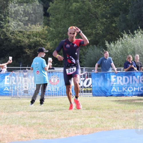 31.08.2025 - Elbe Triathlon Hamburg Strokosch-Dieckow http://msf.ph/oto/8650802 31.08.2025 10:26:36 Ziel 244, 369 meine-sportfotos.de