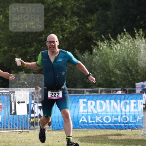 31.08.2025 - Elbe Triathlon Hamburg Strokosch-Dieckow http://msf.ph/oto/8650803 31.08.2025 09:51:31 Laufen 100, 222 meine-sportfotos.de
