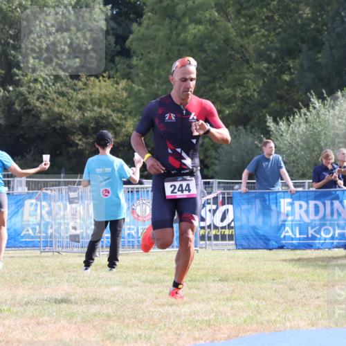 31.08.2025 - Elbe Triathlon Hamburg Strokosch-Dieckow http://msf.ph/oto/8650807 31.08.2025 10:26:37 Ziel 244, 369 meine-sportfotos.de