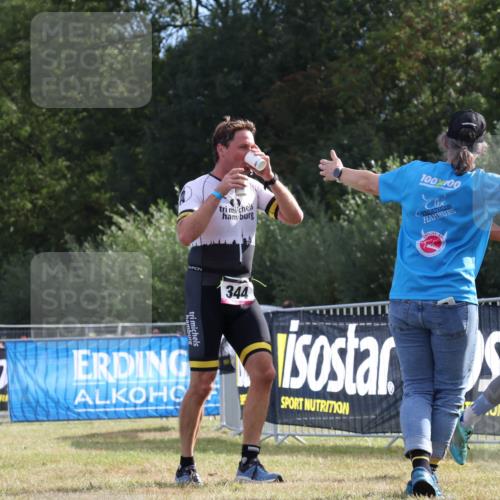 31.08.2025 - Elbe Triathlon Hamburg Strokosch-Dieckow http://msf.ph/oto/8650812 31.08.2025 09:51:54 Laufen 100, 100, 30, 344 meine-sportfotos.de