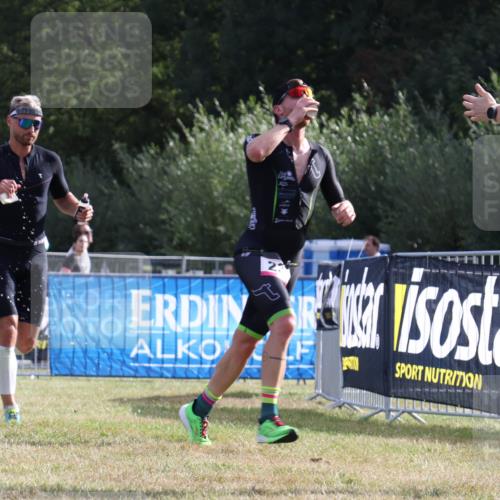 31.08.2025 - Elbe Triathlon Hamburg Strokosch-Dieckow http://msf.ph/oto/8650857 31.08.2025 09:53:22 Laufen 23, 100, 10 meine-sportfotos.de