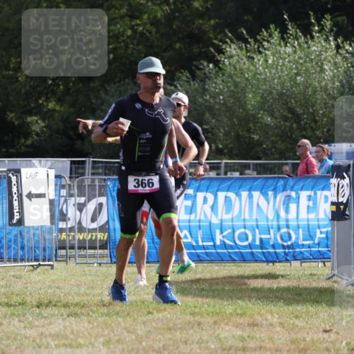 31.08.2025 - Elbe Triathlon Hamburg Strokosch-Dieckow http://msf.ph/oto/8650893 31.08.2025 09:54:17 Laufen 366 meine-sportfotos.de