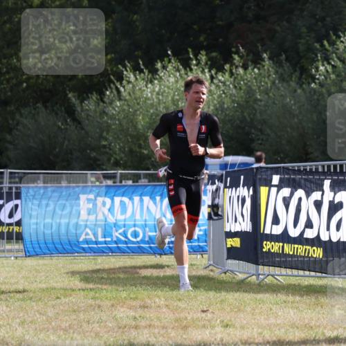 31.08.2025 - Elbe Triathlon Hamburg Strokosch-Dieckow http://msf.ph/oto/8650909 31.08.2025 09:54:24 Laufen  meine-sportfotos.de