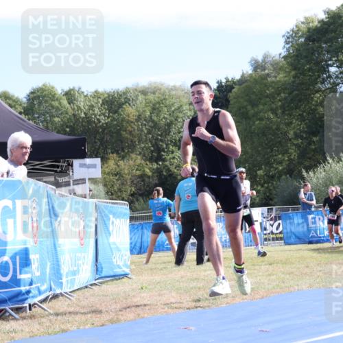 31.08.2025 - Elbe Triathlon Hamburg Strokosch-Dieckow http://msf.ph/oto/8650954 31.08.2025 10:30:20 Ziel 192, 309 meine-sportfotos.de