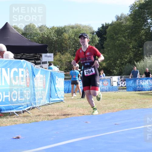 31.08.2025 - Elbe Triathlon Hamburg Strokosch-Dieckow http://msf.ph/oto/8651024 31.08.2025 10:31:58 Ziel 168, 264 meine-sportfotos.de
