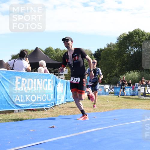 31.08.2025 - Elbe Triathlon Hamburg Strokosch-Dieckow http://msf.ph/oto/8651029 31.08.2025 10:32:58 Ziel 213, 340, 476 meine-sportfotos.de