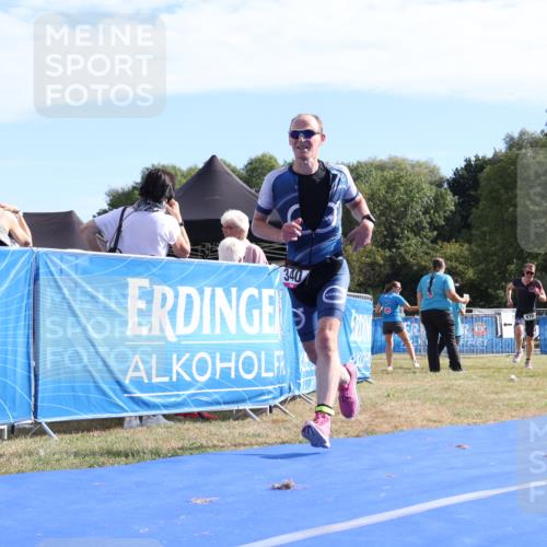 31.08.2025 - Elbe Triathlon Hamburg Strokosch-Dieckow http://msf.ph/oto/8651034 31.08.2025 10:32:59 Ziel 213, 340, 476 meine-sportfotos.de