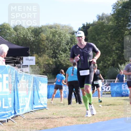 31.08.2025 - Elbe Triathlon Hamburg Strokosch-Dieckow http://msf.ph/oto/8651066 31.08.2025 10:33:19 Ziel 257, 363, 600 meine-sportfotos.de