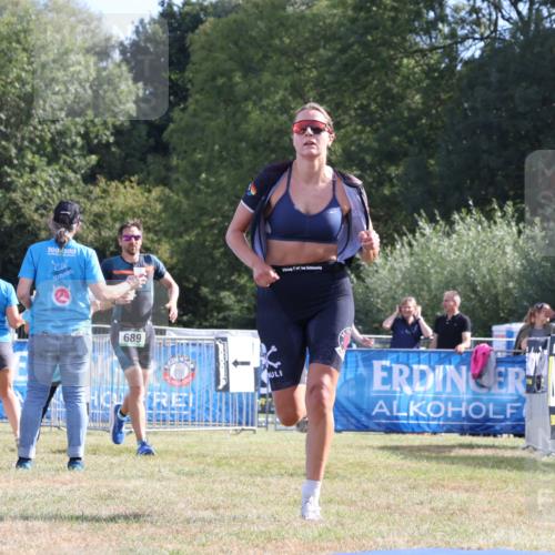 31.08.2025 - Elbe Triathlon Hamburg Strokosch-Dieckow http://msf.ph/oto/8651103 31.08.2025 10:36:42 Ziel 252 meine-sportfotos.de