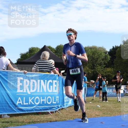 31.08.2025 - Elbe Triathlon Hamburg Strokosch-Dieckow http://msf.ph/oto/8651126 31.08.2025 10:37:23 Ziel 465, 539 meine-sportfotos.de