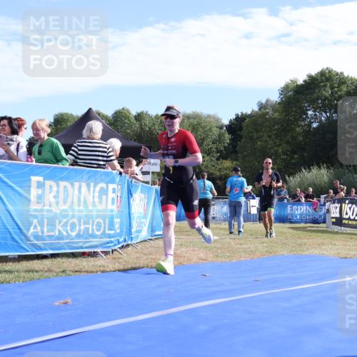 31.08.2025 - Elbe Triathlon Hamburg Strokosch-Dieckow http://msf.ph/oto/8651183 31.08.2025 10:39:35 Ziel 258, 318 meine-sportfotos.de