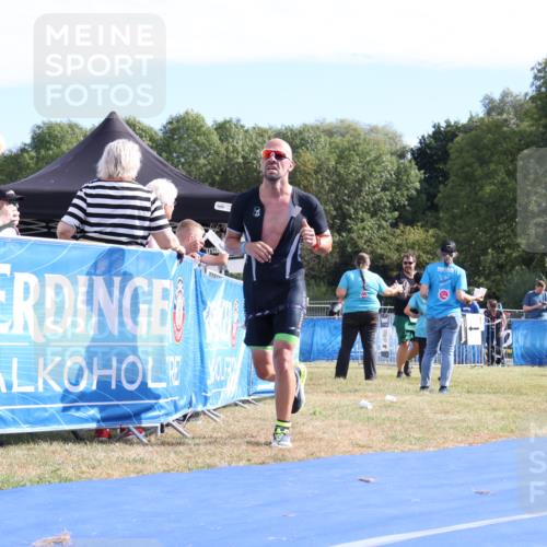 31.08.2025 - Elbe Triathlon Hamburg Strokosch-Dieckow http://msf.ph/oto/8651187 31.08.2025 10:39:37 Ziel 258, 318 meine-sportfotos.de