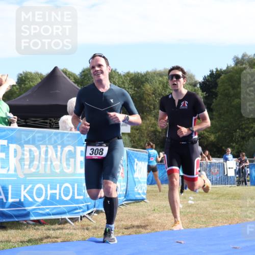 31.08.2025 - Elbe Triathlon Hamburg Strokosch-Dieckow http://msf.ph/oto/8651221 31.08.2025 10:40:52 Ziel 308, 341 meine-sportfotos.de