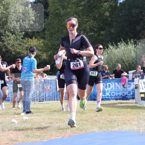 31.08.2025 - Elbe Triathlon Hamburg Strokosch-Dieckow http://msf.ph/oto/8651265 31.08.2025 10:42:42 Ziel 261 meine-sportfotos.de