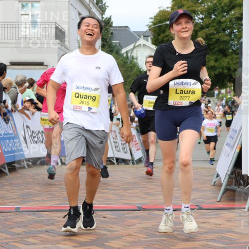 31.08.2025 - 21. Blankeneser Heldenlauf Strokosch-Dieckow http://msf.ph/oto/8651373 31.08.2025 10:29:37 Ziel 2491, 2578, 2614, 2615, 2426, 2684, 2538, 2558, 2277 meine-sportfotos.de