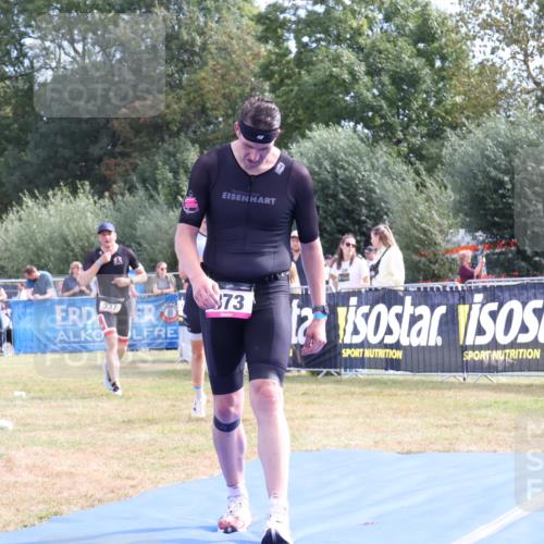 31.08.2025 - Elbe Triathlon Hamburg Strokosch-Dieckow http://msf.ph/oto/8651412 31.08.2025 10:47:06 Ziel 269, 337, 373 meine-sportfotos.de