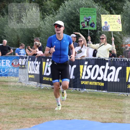 31.08.2025 - Elbe Triathlon Hamburg Strokosch-Dieckow http://msf.ph/oto/8651620 31.08.2025 10:52:16 Ziel 299, 602 meine-sportfotos.de