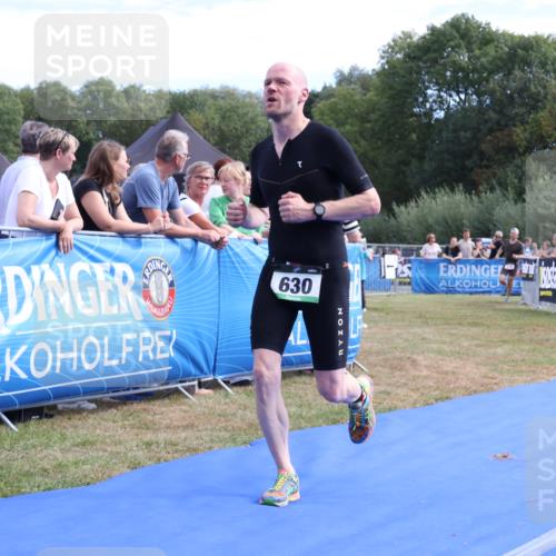 31.08.2025 - Elbe Triathlon Hamburg Strokosch-Dieckow http://msf.ph/oto/8651658 31.08.2025 10:53:16 Ziel 319, 377, 630 meine-sportfotos.de