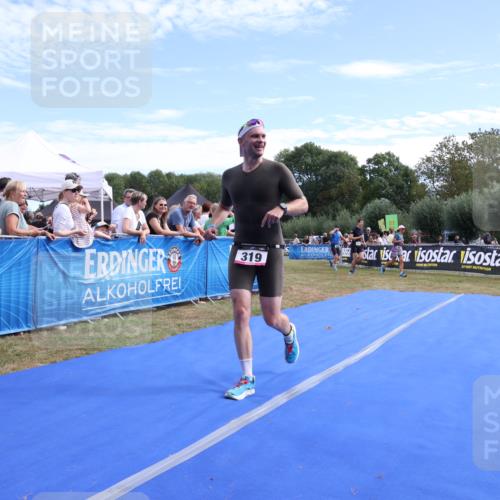 31.08.2025 - Elbe Triathlon Hamburg Strokosch-Dieckow http://msf.ph/oto/8651675 31.08.2025 10:53:25 Ziel 319 meine-sportfotos.de