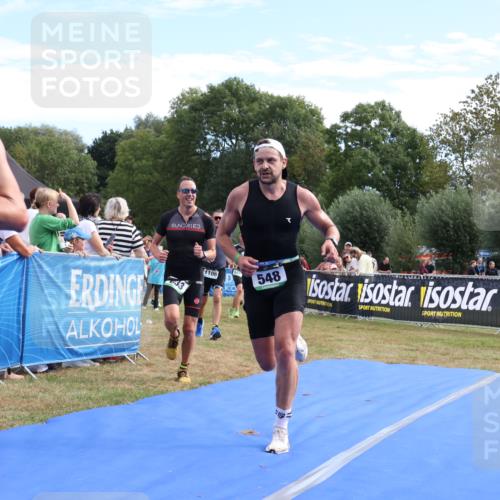 31.08.2025 - Elbe Triathlon Hamburg Strokosch-Dieckow http://msf.ph/oto/8651710 31.08.2025 10:54:35 Ziel 324, 548, 633 meine-sportfotos.de