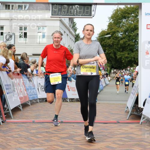 31.08.2025 - 21. Blankeneser Heldenlauf Strokosch-Dieckow http://msf.ph/oto/8652084 31.08.2025 10:28:33 Ziel 2249, 2173, 2727, 2351 meine-sportfotos.de
