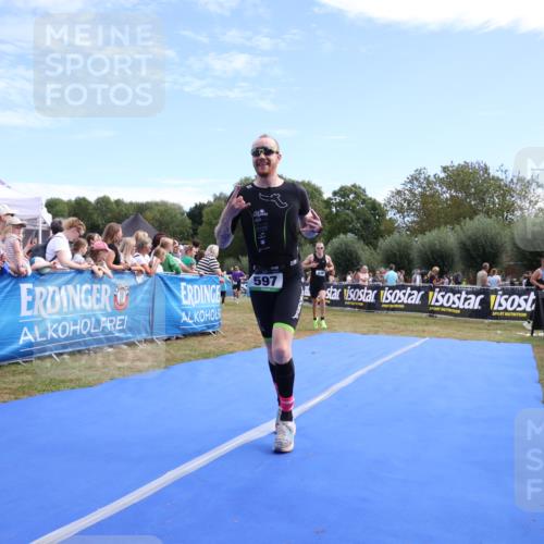 31.08.2025 - Elbe Triathlon Hamburg Strokosch-Dieckow http://msf.ph/oto/8652164 31.08.2025 11:06:58 Ziel 597, 938 meine-sportfotos.de
