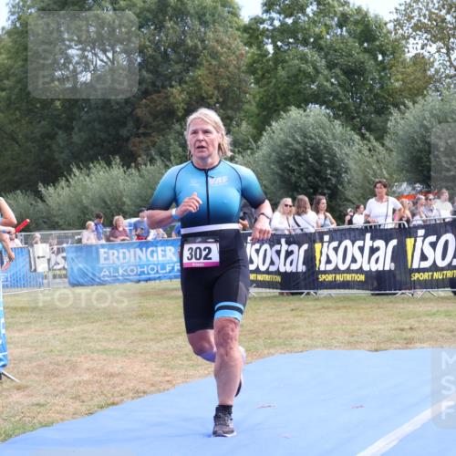 31.08.2025 - Elbe Triathlon Hamburg Strokosch-Dieckow http://msf.ph/oto/8652969 31.08.2025 11:18:16 Ziel 302, 459, 574, 1028 meine-sportfotos.de