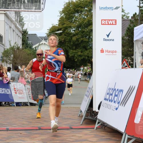 31.08.2025 - 21. Blankeneser Heldenlauf Strokosch-Dieckow http://msf.ph/oto/8653354 31.08.2025 10:26:13 Ziel 2736, 2777, 2046, 2671, 2564, 2447 meine-sportfotos.de