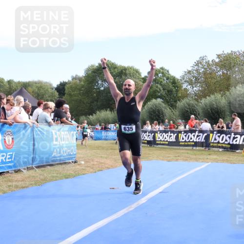 31.08.2025 - Elbe Triathlon Hamburg Strokosch-Dieckow http://msf.ph/oto/8653838 31.08.2025 11:28:57 Ziel 566, 635, 657, 805, 881, 1128, 1315 meine-sportfotos.de