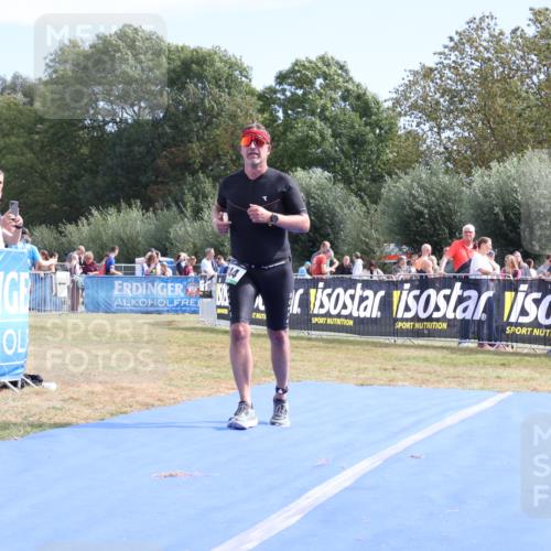 31.08.2025 - Elbe Triathlon Hamburg Strokosch-Dieckow http://msf.ph/oto/8654498 31.08.2025 11:38:06 Ziel 744 meine-sportfotos.de