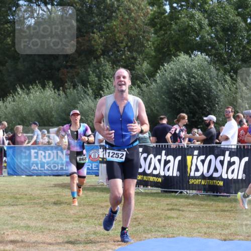31.08.2025 - Elbe Triathlon Hamburg Strokosch-Dieckow http://msf.ph/oto/8654779 31.08.2025 11:41:37 Ziel 868, 903, 1252, 1289 meine-sportfotos.de