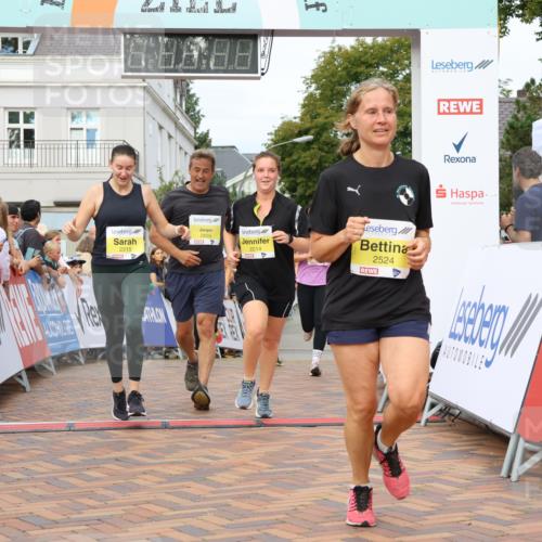31.08.2025 - 21. Blankeneser Heldenlauf Strokosch-Dieckow http://msf.ph/oto/8654952 31.08.2025 10:34:51 Ziel 2524, 2244, 2021, 2214, 2215, 2655, 2488, 2548, 2549, 2438, 2439, 2441, 2442, 2048 meine-sportfotos.de