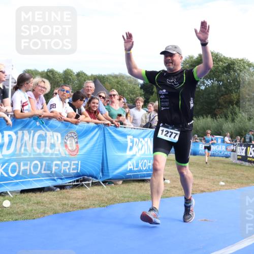 31.08.2025 - Elbe Triathlon Hamburg Strokosch-Dieckow http://msf.ph/oto/8655541 31.08.2025 11:51:37 Ziel 936, 1275, 1277, 1390, 1436 meine-sportfotos.de