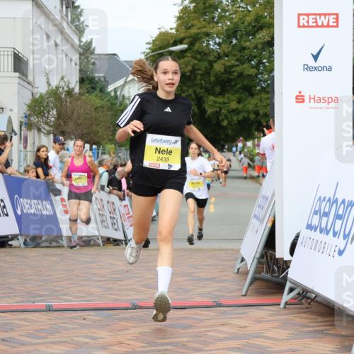 31.08.2025 - 21. Blankeneser Heldenlauf Strokosch-Dieckow http://msf.ph/oto/8655619 31.08.2025 10:33:12 Ziel 2304, 2433, 2388, 2430, 2658 meine-sportfotos.de